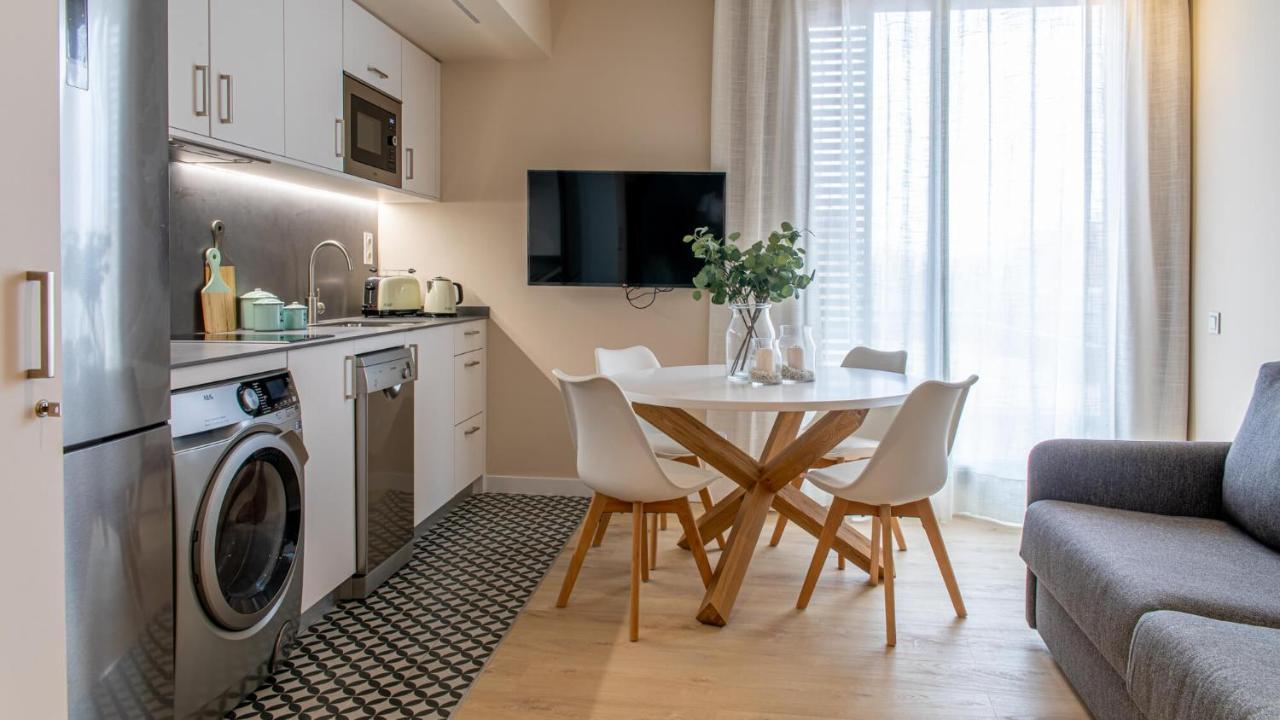 Barcelona Touch Apartments - Progres L'Hospitalet de Llobregat Buitenkant foto