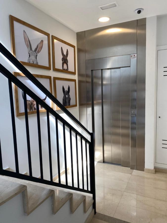 Barcelona Touch Apartments - Progres L'Hospitalet de Llobregat Buitenkant foto